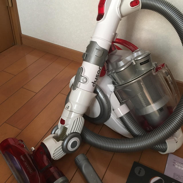 Dyson(ダイソン)の超美品！ダイソン 掃除機 DC12 サイクロン スマホ/家電/カメラの生活家電(掃除機)の商品写真