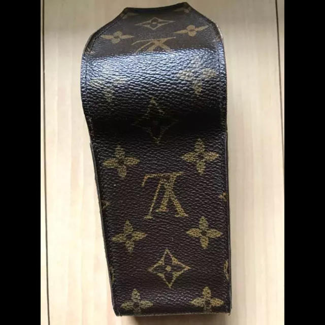 LOUIS VUITTON(ルイヴィトン)のルイヴィトン シガレットケース メンズのファッション小物(タバコグッズ)の商品写真