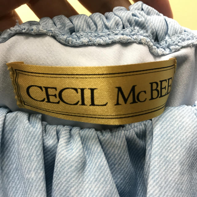 CECIL McBEE(セシルマクビー)の最終価格♡美品 レディースのトップス(カットソー(半袖/袖なし))の商品写真