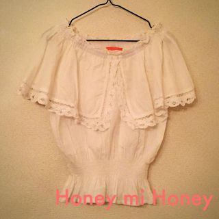 ハニーミーハニー(Honey mi Honey)のHoney mi Honey オフショルシャーリングトップス 白(シャツ/ブラウス(半袖/袖なし))