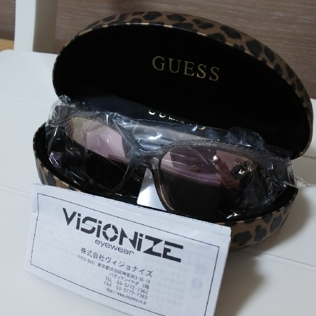 GUESS(ゲス)の【新品】GUESS サングラス レディースのファッション小物(サングラス/メガネ)の商品写真