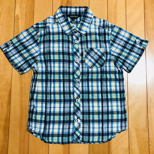 EASTBOY(イーストボーイ)のイーストボーイ シャツ130 キッズ/ベビー/マタニティのキッズ服男の子用(90cm~)(Tシャツ/カットソー)の商品写真