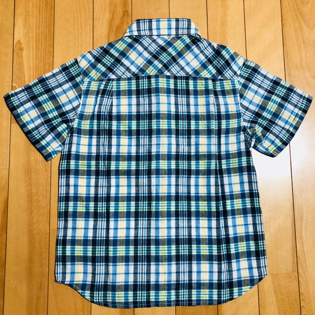 EASTBOY(イーストボーイ)のイーストボーイ シャツ130 キッズ/ベビー/マタニティのキッズ服男の子用(90cm~)(Tシャツ/カットソー)の商品写真