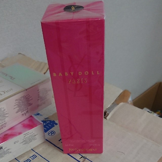 Yves Saint Laurent Beaute(イヴサンローランボーテ)の香水(イヴ・サンローラン) コスメ/美容の香水(香水(女性用))の商品写真