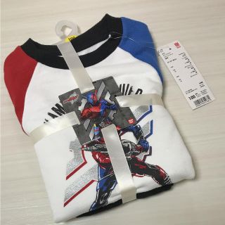 ユニクロ(UNIQLO)のUNIQLO限定 仮面ライダービルド スウェットセット 【新品未使用】(パジャマ)