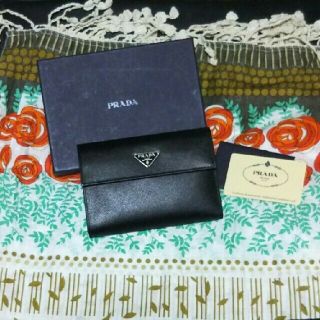 プラダ(PRADA)の☆PRADA  三折り財布(財布)