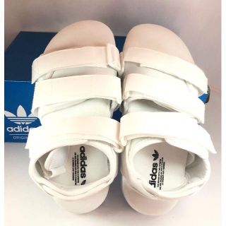 アディダス(adidas)のLady's アディダスサンダル 白色　新品未使用　Sale!!(サンダル)