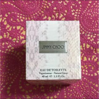 ジミーチュウ(JIMMY CHOO)のジミーチュウ オードトワレ 40ml(香水(女性用))