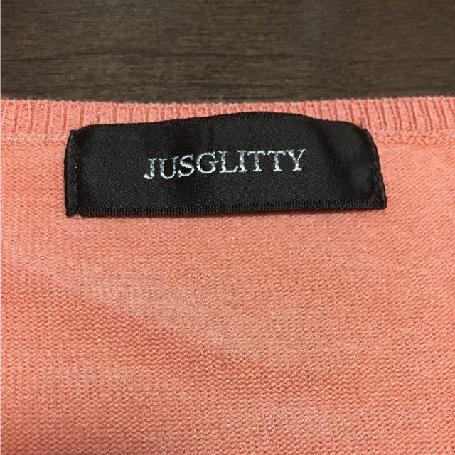 JUSGLITTY(ジャスグリッティー)のジャスグリッティーサマーニット レーヨンいり。美品 落ち着いたオレンジ レディースのトップス(ニット/セーター)の商品写真