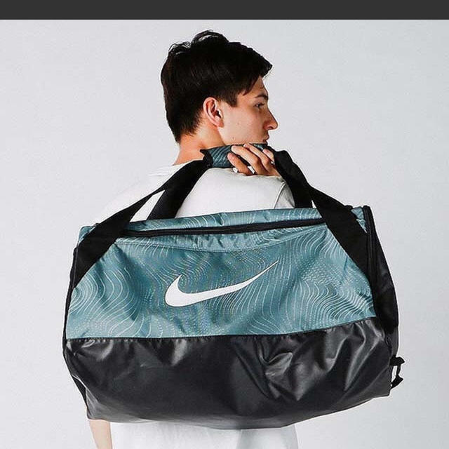 NIKE(ナイキ)のナイキ ボストンバック  61L  旅行  トレーニング ブラジリア ミディアム メンズのバッグ(ボストンバッグ)の商品写真