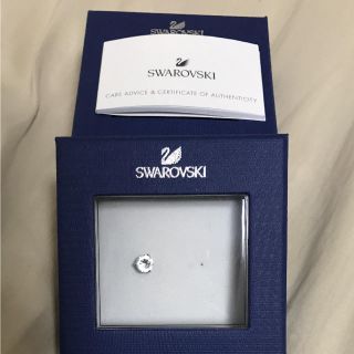 スワロフスキー(SWAROVSKI)の☆新品☆ スワロフスキー ピアス(ピアス(片耳用))