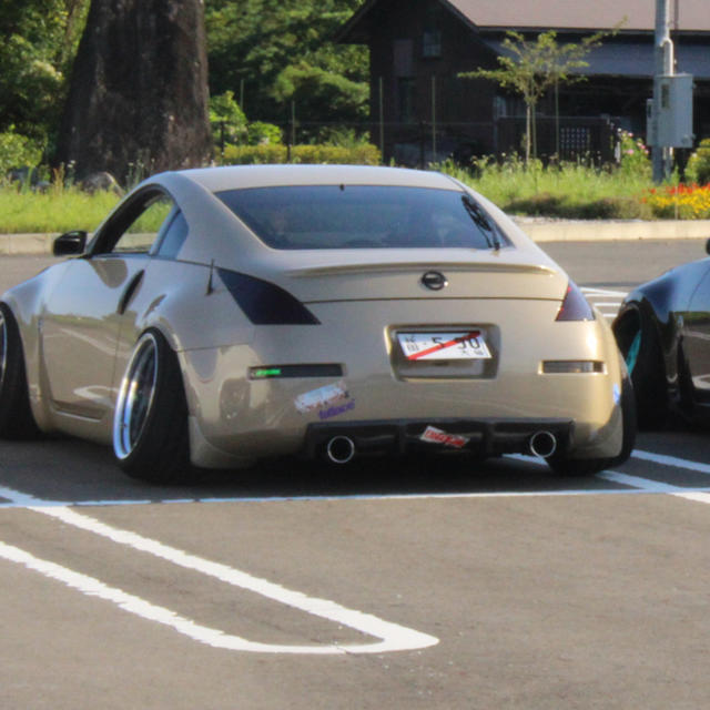 フェアレディZ z33 リアアンダースポイラー自動車