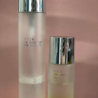 アールエムケー(RMK)のRrsrstrm様専用☆RMKトリートメント（オイル状美容液）とスキンチューナー(美容液)