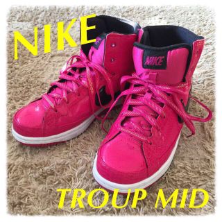 ナイキ(NIKE)のNIKE TROUPE MID☆(スニーカー)