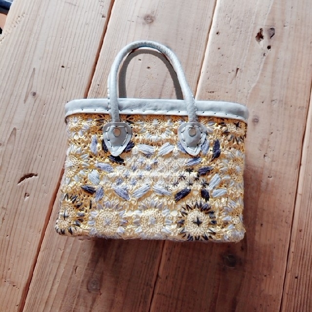 TOCCA(トッカ)のTOCCA かごバッグ コラボ 刺繍 TOCCA×fatima morocco レディースのバッグ(かごバッグ/ストローバッグ)の商品写真