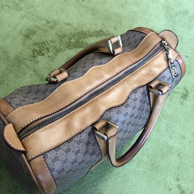 Gucci(グッチ)のオールドGUCCIトートバック❤️値下げ レディースのバッグ(トートバッグ)の商品写真