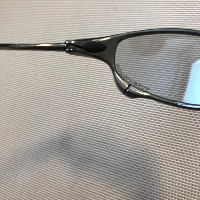 Oakley(オークリー)のオークリー ジュリエット チタニウムクリアレンズ  メンズのファッション小物(サングラス/メガネ)の商品写真