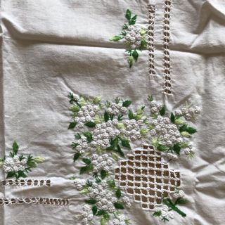 ゆうりん様専用 ベトナム刺繍リネン麻テーブルクロス約