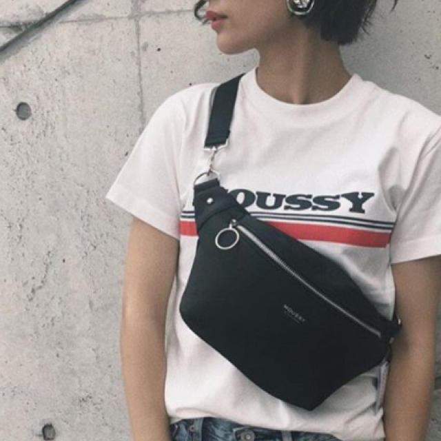 moussy(マウジー)の新作♡MOUSSY WAIST&SHOULDER NYLON バッグ♡新品sly レディースのバッグ(ボディバッグ/ウエストポーチ)の商品写真