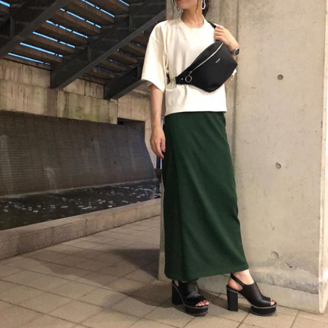 moussy(マウジー)の新作♡MOUSSY WAIST&SHOULDER NYLON バッグ♡新品sly レディースのバッグ(ボディバッグ/ウエストポーチ)の商品写真