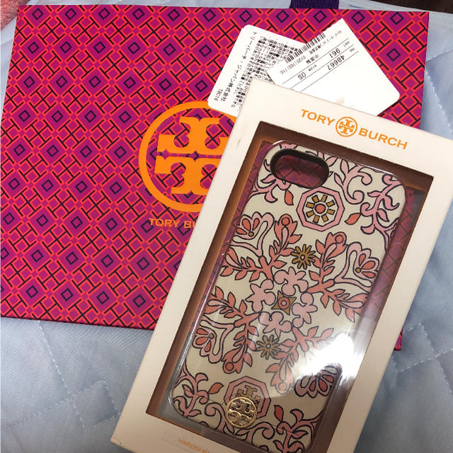 Tory Burch(トリーバーチ)の専用品【新品・タグ付】TORYBURCH iPhone7/8ケース スマホ/家電/カメラのスマホアクセサリー(モバイルケース/カバー)の商品写真