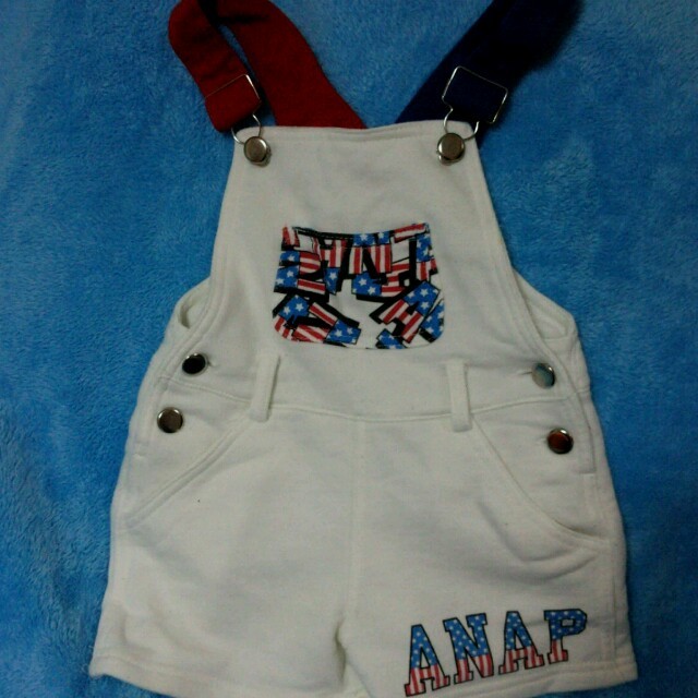 ANAP Kids(アナップキッズ)のANAP Kidsオーバーオール半ズボン キッズ/ベビー/マタニティのキッズ服男の子用(90cm~)(その他)の商品写真