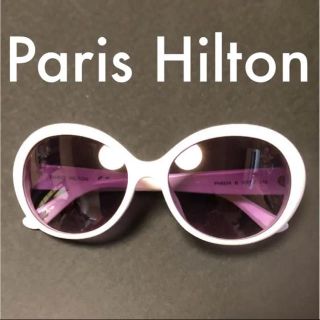 パリスヒルトン(Paris Hilton)の新品❣️パリスヒルトン❣️ホワイトフレーム❤︎サングラス(サングラス/メガネ)