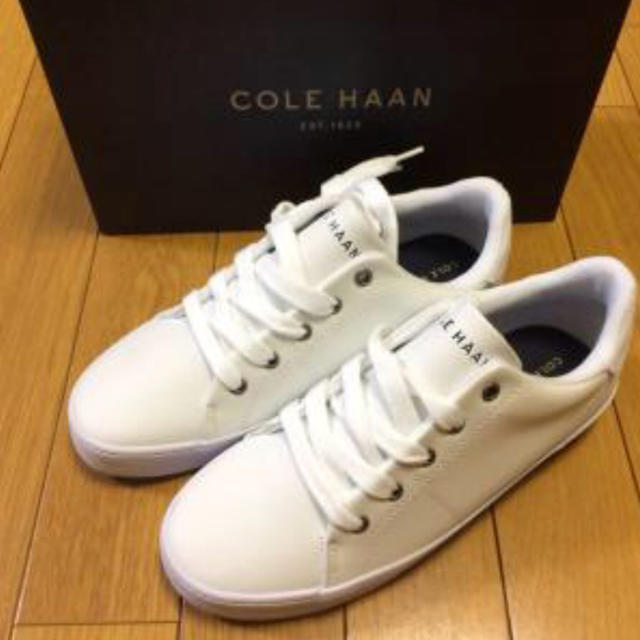 Cole Haan(コールハーン)の【わっち様専用ページ】【新品未使用】コールハーン スニーカー レディース レディースの靴/シューズ(スニーカー)の商品写真