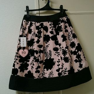 トゥービーシック(TO BE CHIC)のTobechic スカート♥(ひざ丈スカート)