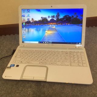 トウシバ(東芝)の美品！ TOSHIBA ノートパソコン 15インチ Win10 ホワイト(ノートPC)