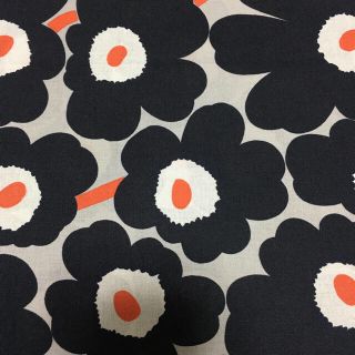 マリメッコ(marimekko)のさっちゃん様専用 マリメッコ 生地 ミニウニッコ アッシュグレー(生地/糸)