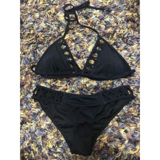 ヴィクトリアズシークレット(Victoria's Secret)のmomo様専用！期間限定値下げ！新品♡Victoria's Secret♡水着(水着)