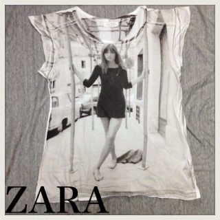 ザラ(ZARA)のZARA プリントTシャツ(Tシャツ(半袖/袖なし))