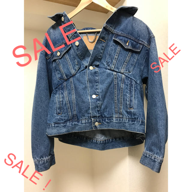 人気爆発????即完売 バレンシアガ スウィングデニムジャケット