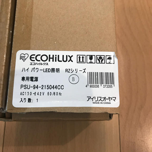 アイリスオーヤマ(アイリスオーヤマ)の【送料込】電源ユニット AC100～242V→DC215V その他のその他(その他)の商品写真