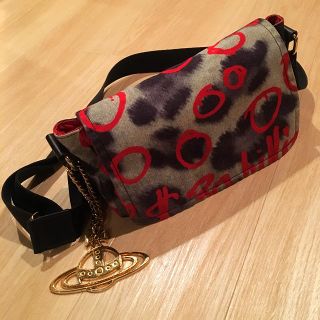 ヴィヴィアン(Vivienne Westwood) メッセンジャーバッグ(レディース)の ...