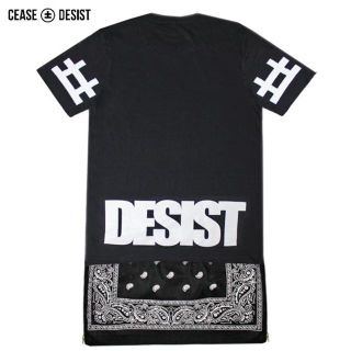 オフホワイト(OFF-WHITE)の中古美品CEASE±DESISTレイヤードZIPバンダナロングTシャツS(Tシャツ/カットソー(半袖/袖なし))