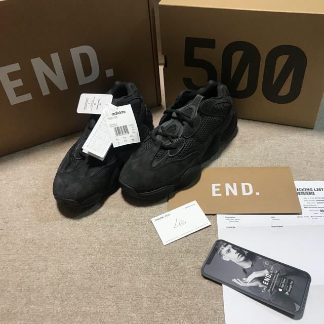 adidas(アディダス)のyeezy500 メンズの靴/シューズ(スニーカー)の商品写真