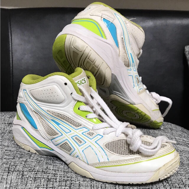 asics(アシックス)のバスケットシューズアシックスTBF09T スポーツ/アウトドアのスポーツ/アウトドア その他(バスケットボール)の商品写真