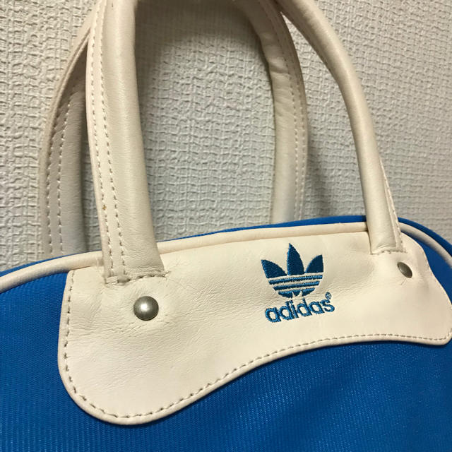 adidas(アディダス)のポニー様専用♡adidasバッグ レディースのバッグ(ハンドバッグ)の商品写真