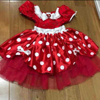 ディズニー(Disney)のディズニーストア購入♡ミニーちゃん衣装 ドレス ワンピース赤ドット110cmコス(ワンピース)