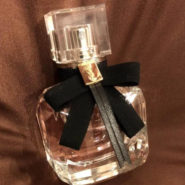 Yves Saint Laurent Beaute(イヴサンローランボーテ)の専用 コスメ/美容の香水(香水(女性用))の商品写真