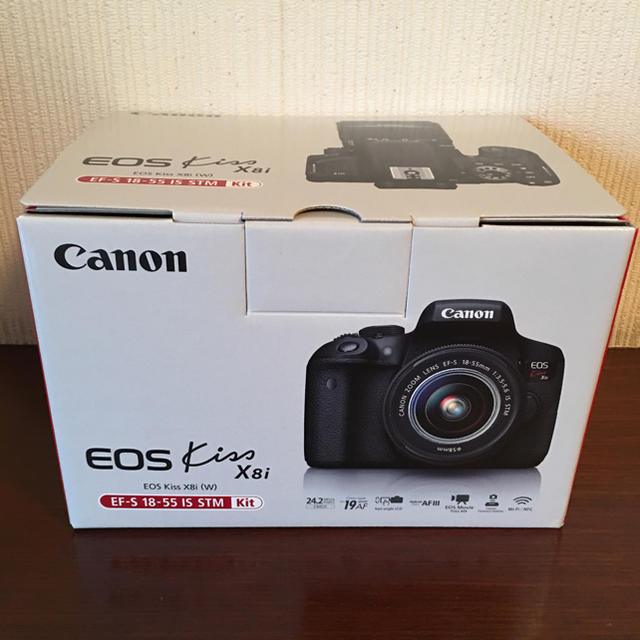 【新品・未使用】Canon EOSKissX8i レンズキット