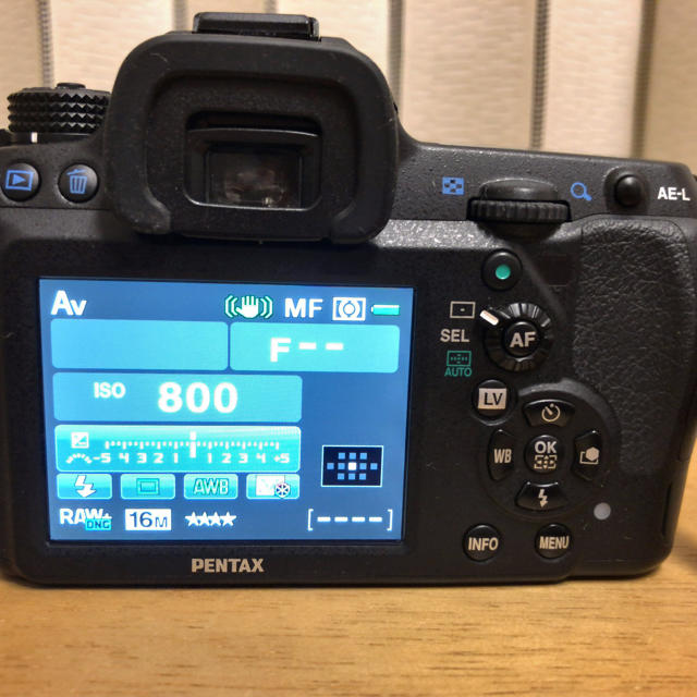 PENTAX(ペンタックス)のpentax k5iis スマホ/家電/カメラのカメラ(デジタル一眼)の商品写真