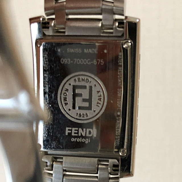 FENDI(フェンディ)のFENDI 腕時計 クラシコ7000G フェンディ メンズの時計(腕時計(アナログ))の商品写真