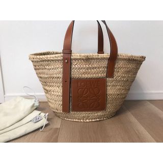 ロエベ(LOEWE)のロエベ カゴバック Mサイズ(かごバッグ/ストローバッグ)