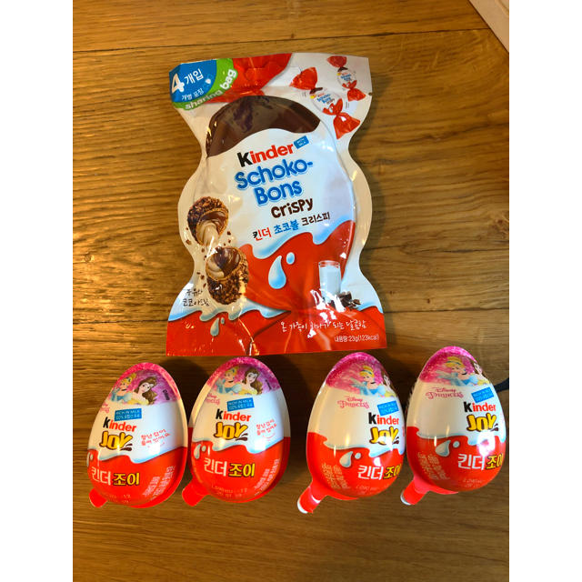 Kinder joy チョコ プリンセス ※来週までの販売です 食品/飲料/酒の食品(菓子/デザート)の商品写真