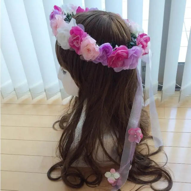 花かんむり♡ラプンツェル 紫 ハンドメイドのアクセサリー(ヘアアクセサリー)の商品写真