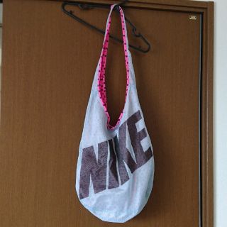 ナイキ(NIKE)のNIKE バッグ(ショルダーバッグ)