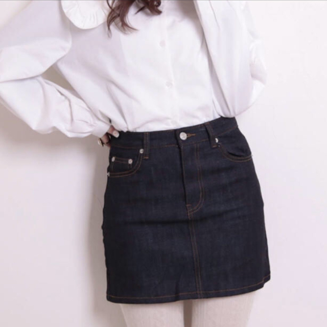 Lochie(ロキエ)のRili tokyo 即完売デニムスカート レディースのスカート(ミニスカート)の商品写真